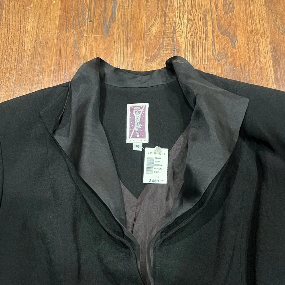 Zelda Women Black Blazer - Picture 3 of 9